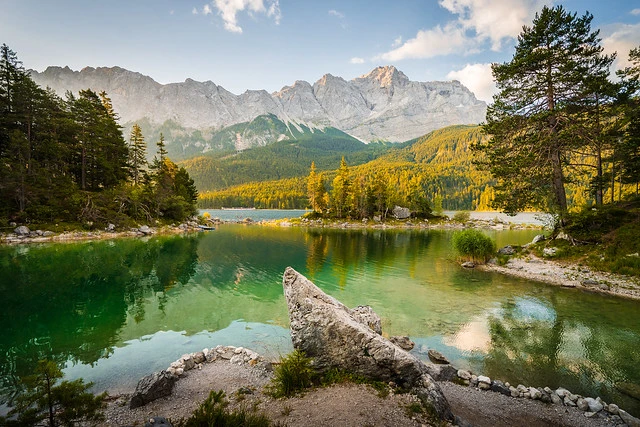 Morning at lake Eibsee