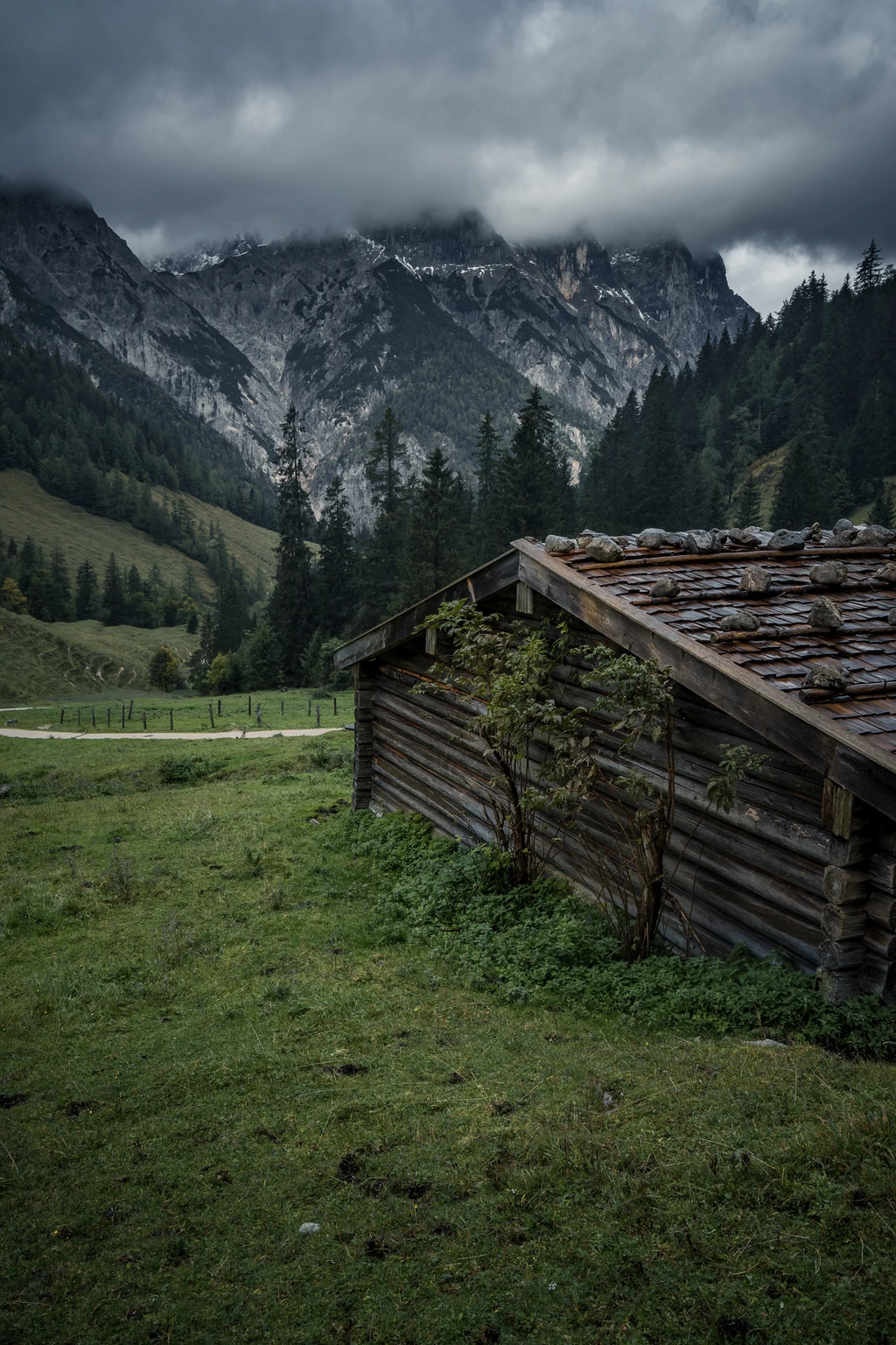 Traditional bavarian Hut in Berchtesgaden